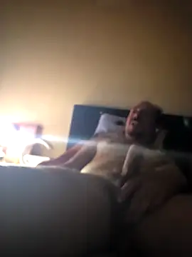 antoniox1978 online show from 11-10-25, 04:23