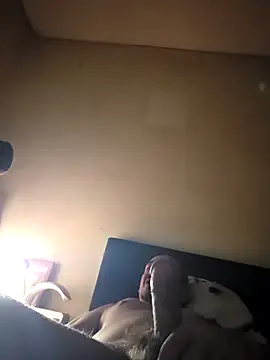 antoniox1978 online show from 11-18-25, 04:32