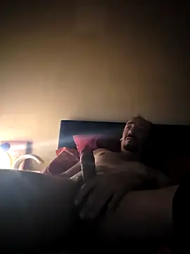 antoniox1978 online show from 10-29-25, 04:17