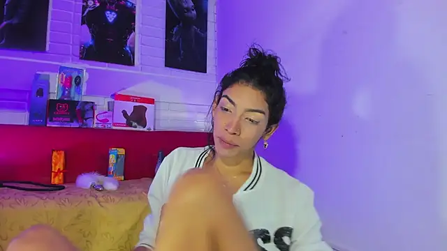Alahia Rodriguez online show from 03-19-25, 12:34