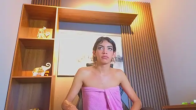 Alahia Rodriguez online show from 05-01-26, 03:39