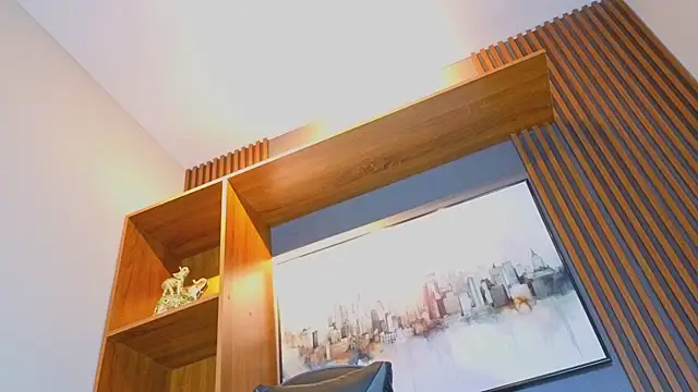 Alahia Rodriguez online show from 05-18-26, 04:12
