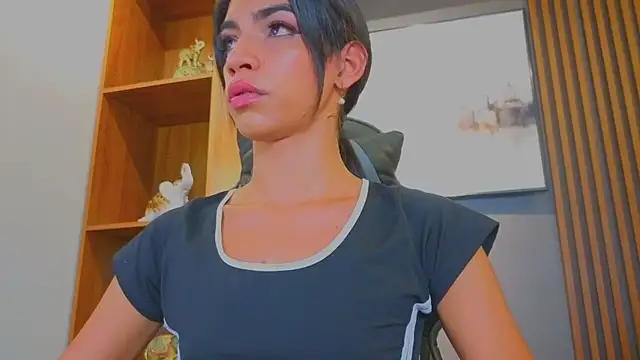 Alahia Rodriguez online show from 07-17-26, 07:00