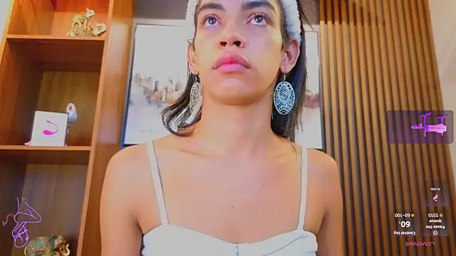 Alahia Rodriguez online show from 07-13-26, 12:48