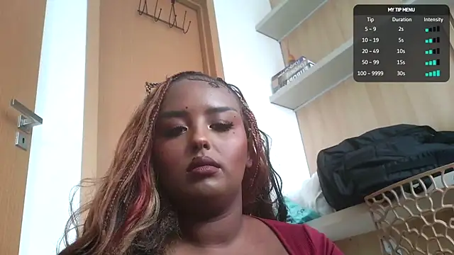 Snapshot of SiminFox chatting on 06-01-26, 01:11 SiminFox online show from 06-01-26, 01:11