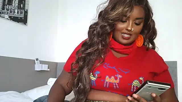 Snapshot of SiminFox chatting on 05-08-26, 12:31 SiminFox online show from 05-08-26, 12:31
