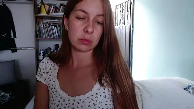 Snapshot of violetapeter_1 chatting on 07-17-26, 08:50 violetapeter 1 online show from 07-17-26, 08:50