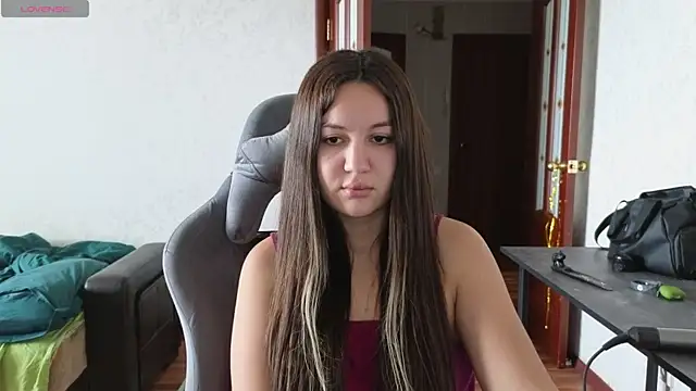 Snapshot of Nelly_Fischer chatting on 03-06-25, 07:58 Nelly Fischer online show from 03-06-25, 07:58