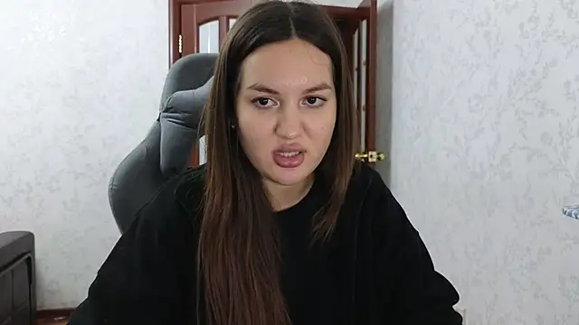 Snapshot of Nelly_Fischer chatting on 01-10-25, 06:17 Nelly Fischer online show from 01-10-25, 06:17