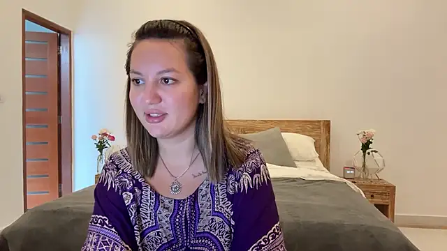 Snapshot of Nelly_Fischer chatting on 09-26-25, 01:01 Nelly Fischer online show from 09-26-25, 01:01