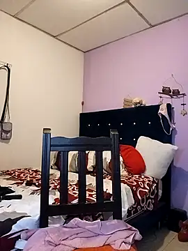 Snapshot of EllisW8 chatting on 03-13-26, 11:21 EllisW8 online show from 03-13-26, 11:21