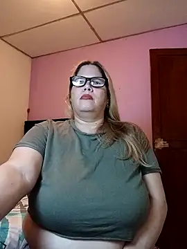 Snapshot of EllisW8 chatting on 03-27-26, 11:05 EllisW8 online show from 03-27-26, 11:05