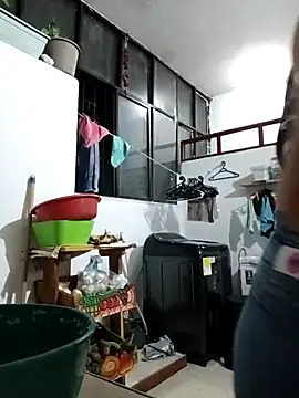 Snapshot of EllisW8 chatting on 04-14-26, 11:43 EllisW8 online show from 04-14-26, 11:43