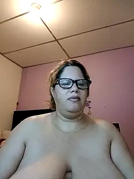 Snapshot of EllisW8 chatting on 03-16-26, 11:03 EllisW8 online show from 03-16-26, 11:03