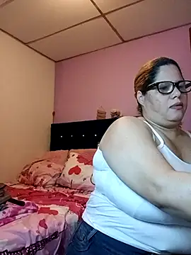 Snapshot of EllisW8 chatting on 03-23-26, 11:10 EllisW8 online show from 03-23-26, 11:10