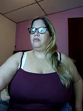 Snapshot of EllisW8 chatting on 03-28-26, 11:11 EllisW8 online show from 03-28-26, 11:11