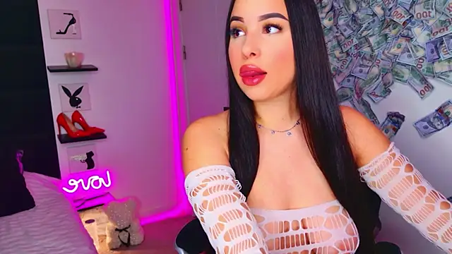 MissAmeliaa online show from 05-22-26, 12:03