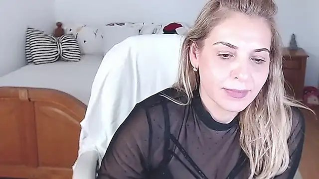 evamaria2024 online show from 03-12-25, 02:12