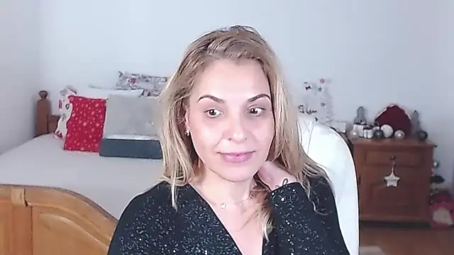 evamaria2024 online show from 12-16-24, 02:16