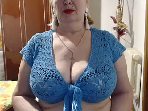 Secretfox online show from 03-21-25, 03:35