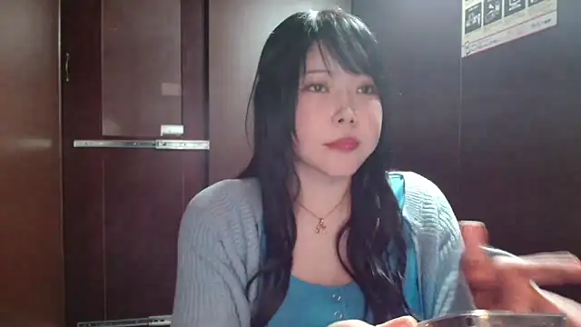Snapshot of NATINATU252525 chatting on 04-12-26, 12:52 NATINATU252525 online show from 04-12-26, 12:52