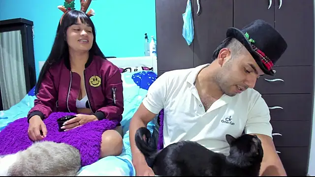 2ScarletandRyan8 online show from 12-19-25, 10:06