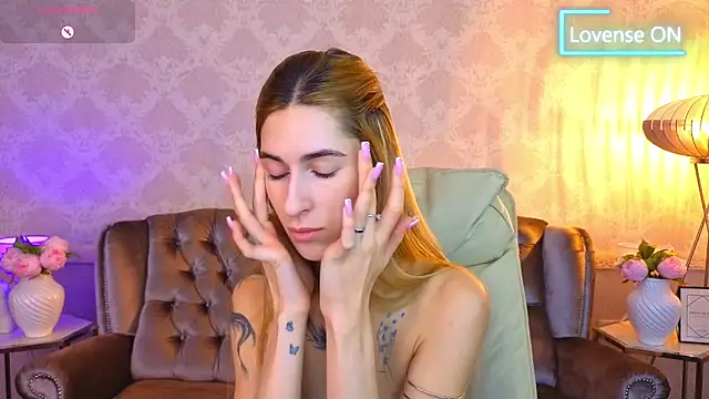 Sexy Lava online show from 11-10-25, 07:13