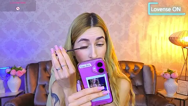 Sexy Lava online show from 11-05-25, 07:00