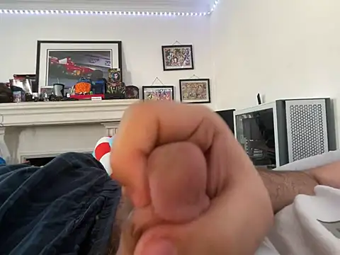 HardlyaBrigade online show from 02-08-26, 02:48