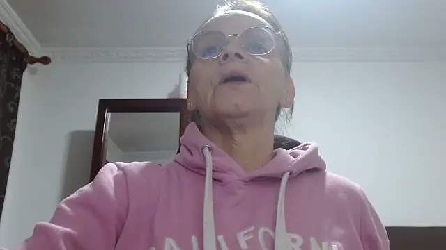 Snapshot of asleycavta chatting on 09-16-25, 09:38 asleycavta online show from 09-16-25, 09:38