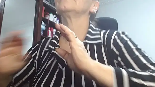 Snapshot of asleycavta chatting on 12-18-25, 09:29 asleycavta online show from 12-18-25, 09:29