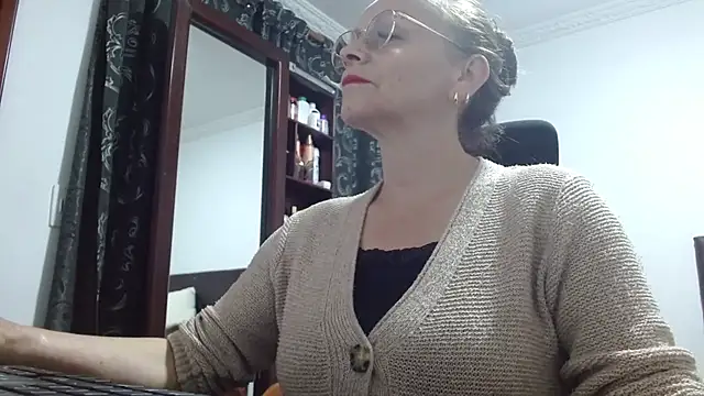 Snapshot of asleycavta chatting on 11-25-25, 02:45 asleycavta online show from 11-25-25, 02:45