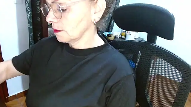 Snapshot of asleycavta chatting on 11-18-25, 02:27 asleycavta online show from 11-18-25, 02:27