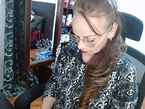 Snapshot of asleycavta chatting on 11-11-25, 01:00 asleycavta online show from 11-11-25, 01:00