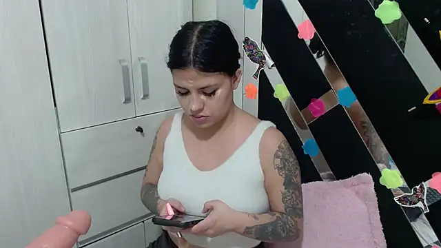 Snapshot of katery_wok11 chatting on 09-23-25, 06:15 katery wok11 online show from 09-23-25, 06:15