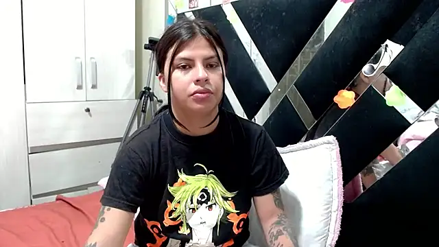 Snapshot of katery_wok11 chatting on 05-25-26, 04:49 katery wok11 online show from 05-25-26, 04:49