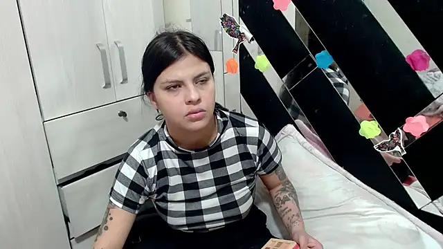 katery wok11 online show from 12-15-25, 07:52