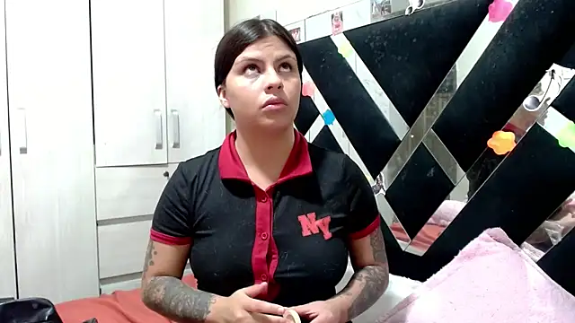Snapshot of katery_wok11 chatting on 06-06-26, 02:50 katery wok11 online show from 06-06-26, 02:50