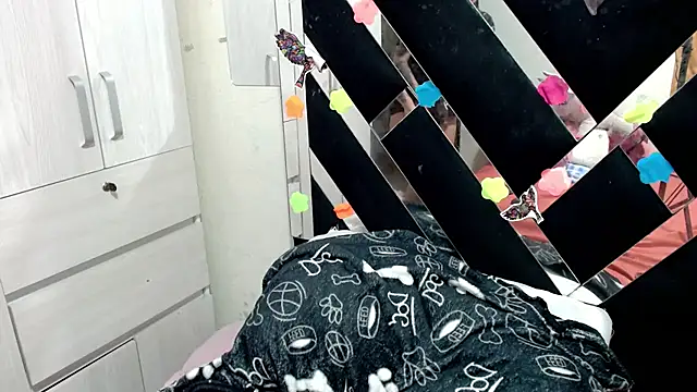 katery wok11 online show from 12-01-25, 07:26