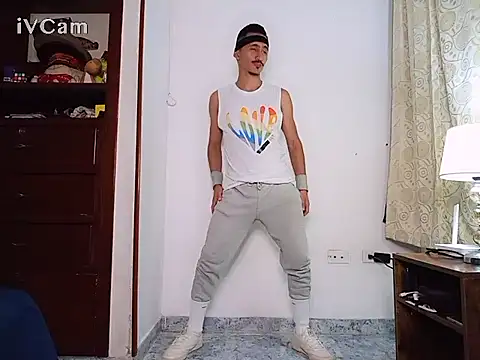 HomeAloneK online show from 11-30-25, 07:47