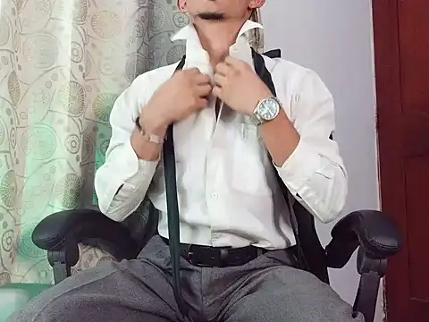 HomeAloneK online show from 05-26-26, 07:56