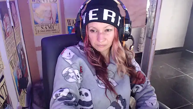 Snapshot of Paulita_x3 chatting on 03-05-25, 02:34 Paulita x3 online show from 03-05-25, 02:34