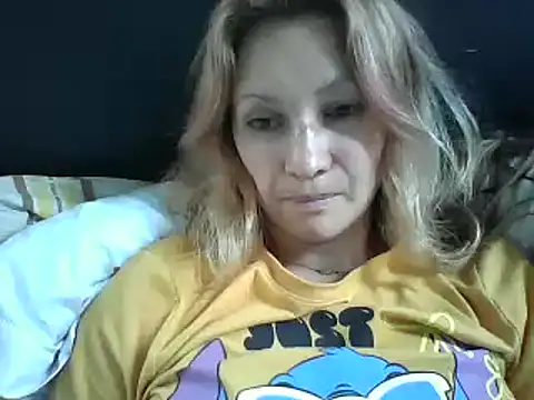 Snapshot of Paulita_x3 chatting on 02-04-25, 04:39 Paulita x3 online show from 02-04-25, 04:39