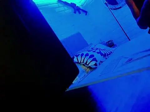 HugeDanex online show from 06-10-26, 05:36
