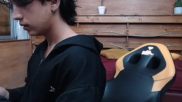 alex 477 online show from 02-21-26, 11:34