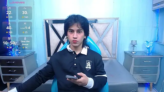 Snapshot of alex_477 chatting on 05-28-26, 11:49 alex 477 online show from 05-28-26, 11:49