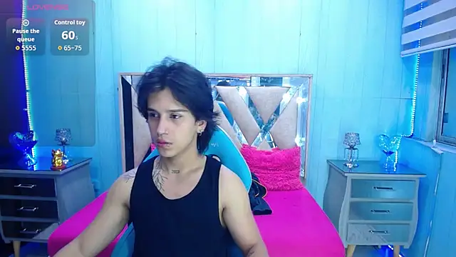 Snapshot of alex_477 chatting on 04-20-26, 11:35 alex 477 online show from 04-20-26, 11:35