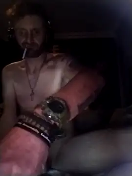 Snapshot of Nawtyslaveteen chatting on 12-17-25, 02:27 Nawtyslaveteen online show from 12-17-25, 02:27