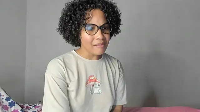 Snapshot of Jade_Dorthini chatting on 07-25-26, 10:38 Jade Dorthini online show from 07-25-26, 10:38