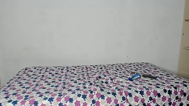 Snapshot of Jade_Dorthini chatting on 12-17-24, 07:59 Jade Dorthini online show from 12-17-24, 07:59
